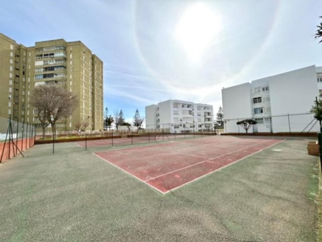 Apartment Gatu Valdeplaya 1ª Linea Playa Piscina Parking 3 Dormit 2 Banos, Solo Familias O Grupos Mayores De 25 Anos *